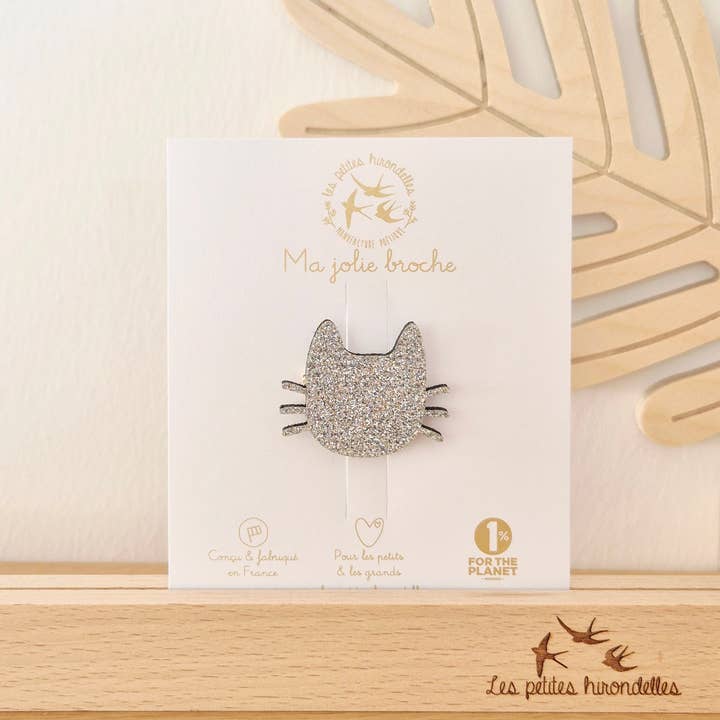 Les Petites Hirondelles - Wholesale Brooch - Glitter Brooch - Whiskered Cat1
