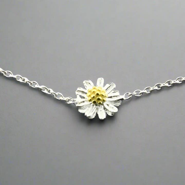 Daisy necklace - 22Kt gold over silver for wholesale by Makers & Providers