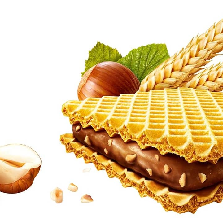 Snacky Candy - Wholesale Cookie - Hanuta Hazelnut Wafer 18 count 44 gram2