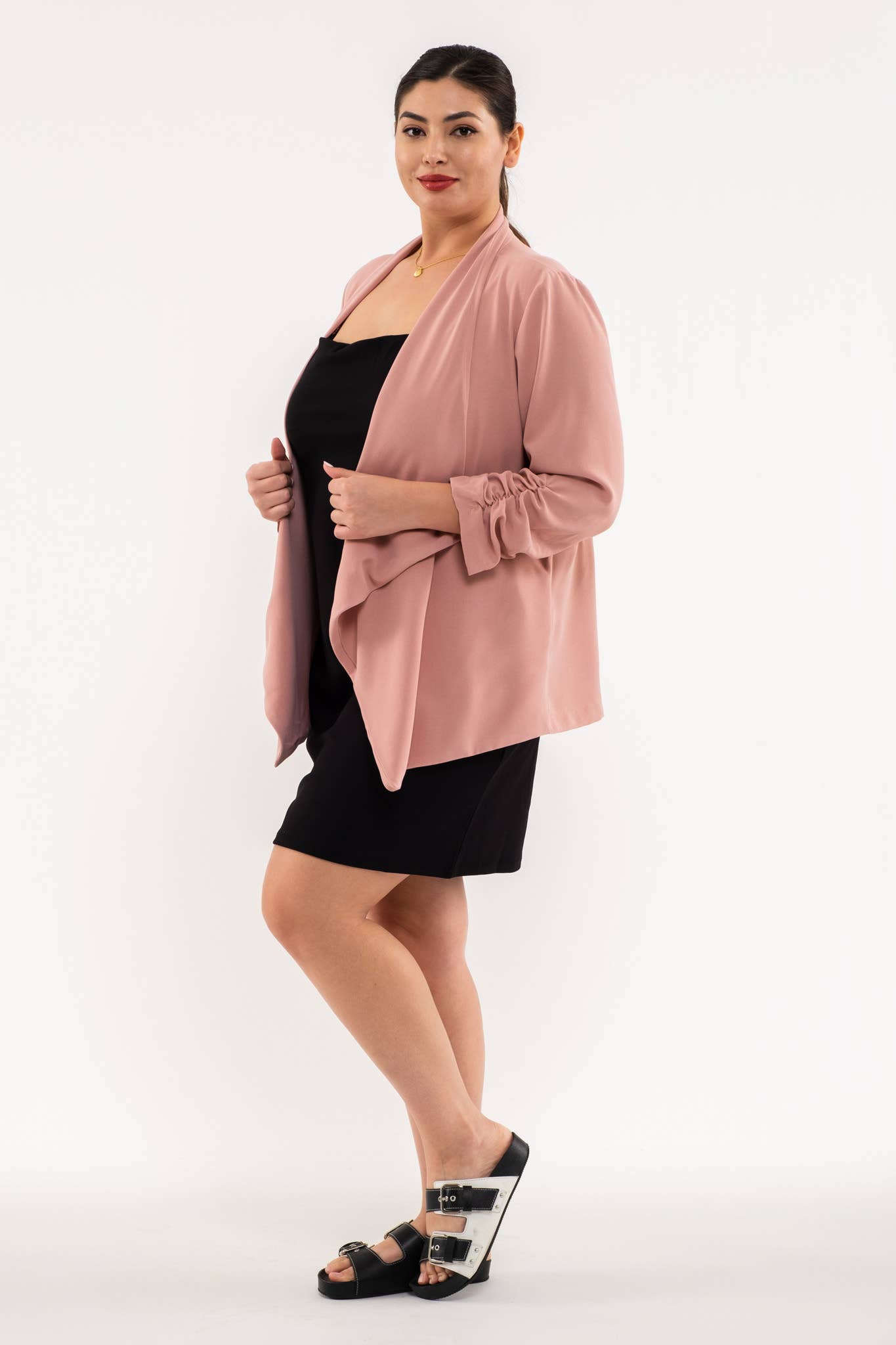 Blu Pepper – Engroshandel Blazer - Dame – Plus size blazer med 3/4 ærmer og rynkede detaljer16