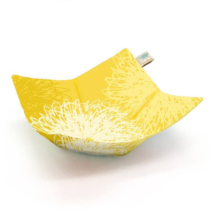 Porte-bol pour micro-ondes Blossom Sunshine pour la vente par Shawn Sargent Designs