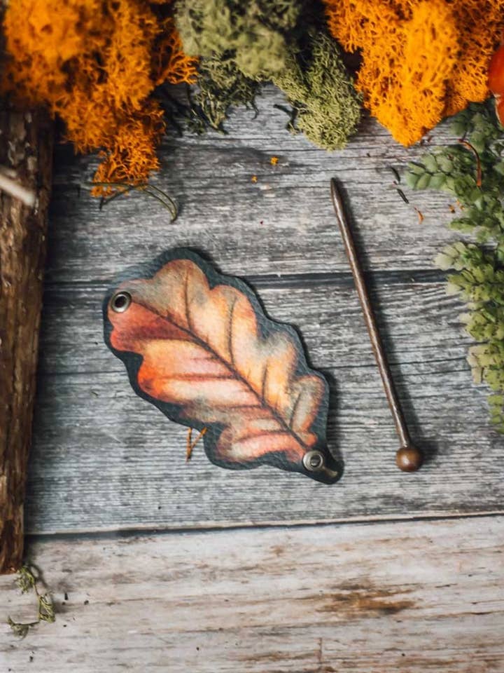 Fall Leaf Halloween Hårspänne Vegan Läder Cottagecore för wholesale av Costurero Real