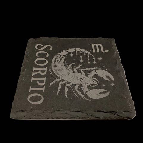 Dessous de verre en ardoise du zodiaque Scorpion pour la vente par Blaise the Witch