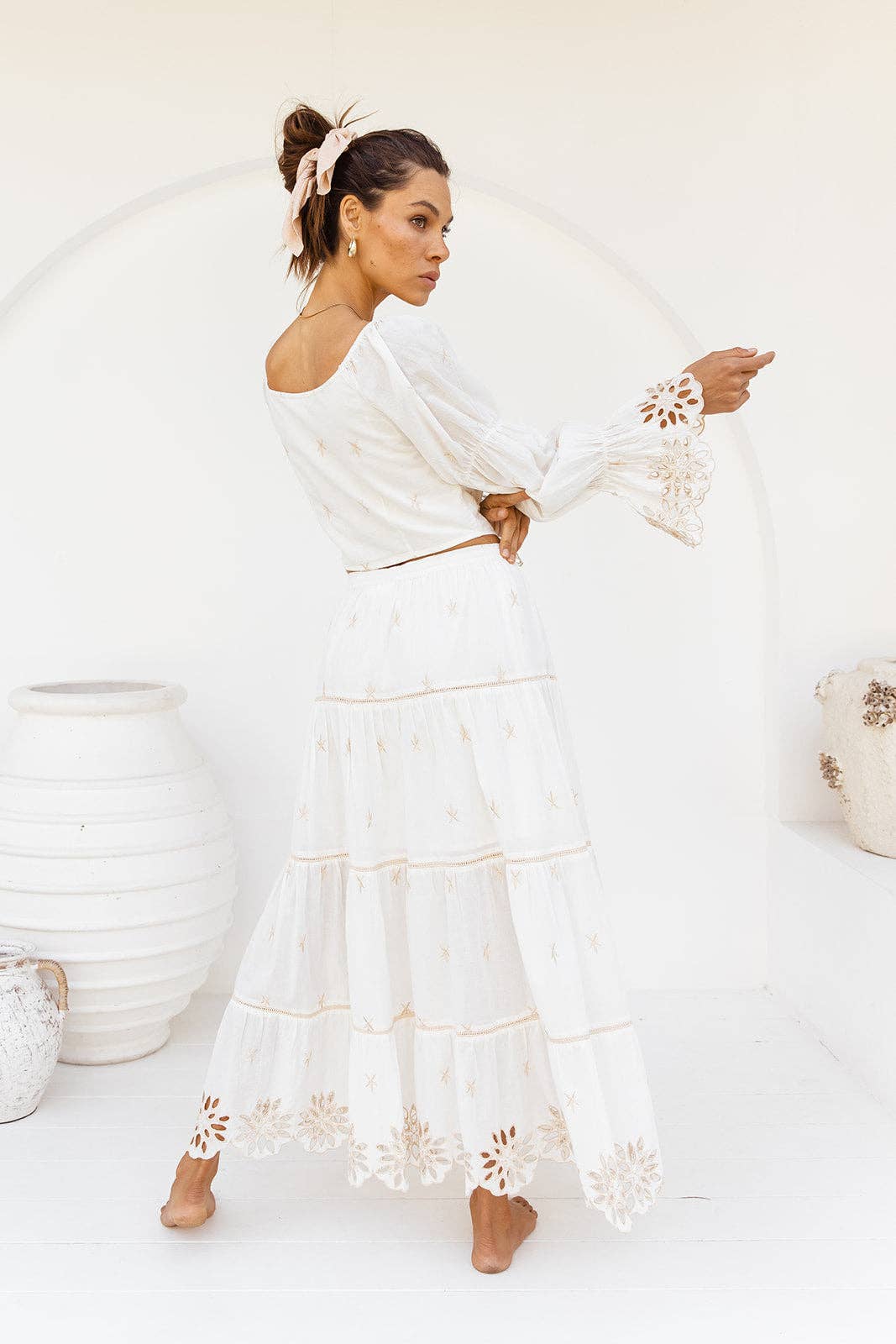 I AM PYLGRYM - Wholesale Blouse - Women's - Diva Schiffli Blouse2