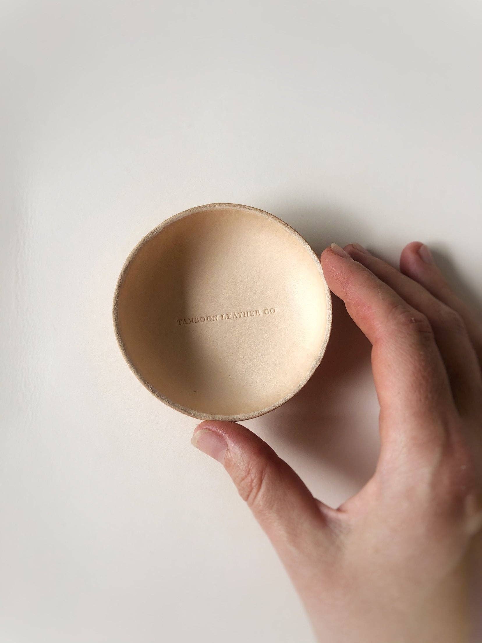 Tamboon Leather Co - Wholesale Jewelry Dish - Hand Formed Leather Jewellery Dish - 12cm Round4