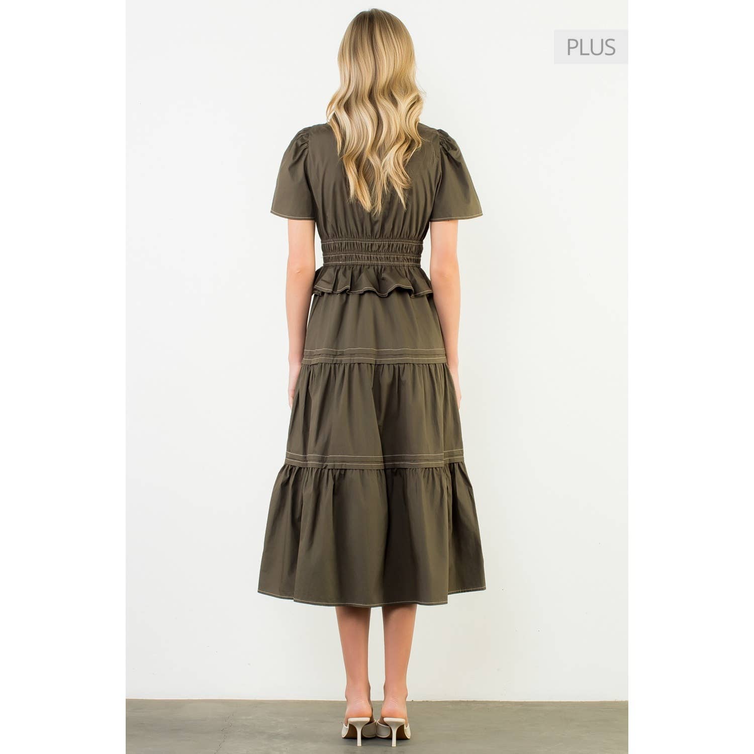 THML - Vendita all'ingrosso Vestito - Donna - Abito midi a balze con scollo a V e maniche corte /Taglia XL/5