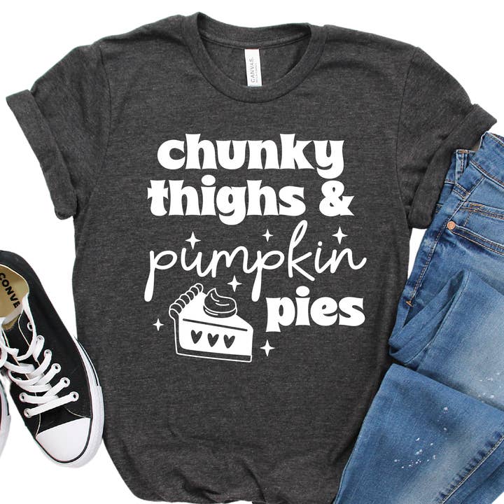 Epic Life - Designed – Großhandel T-Shirt mit Siebdruck – Damen – Chunky Thighs & Pumpkin Pies Grafik-T-Shirt für Damen2