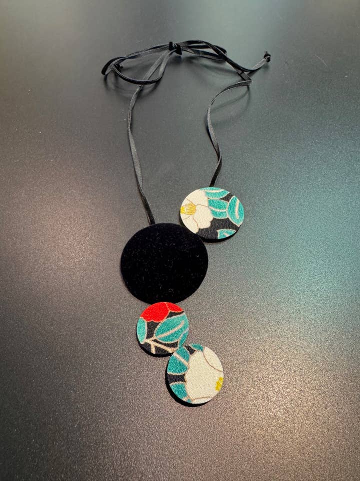 Kimono Fabric Circles Necklace - Tsubaki Pattern-small V for wholesale by KOTO