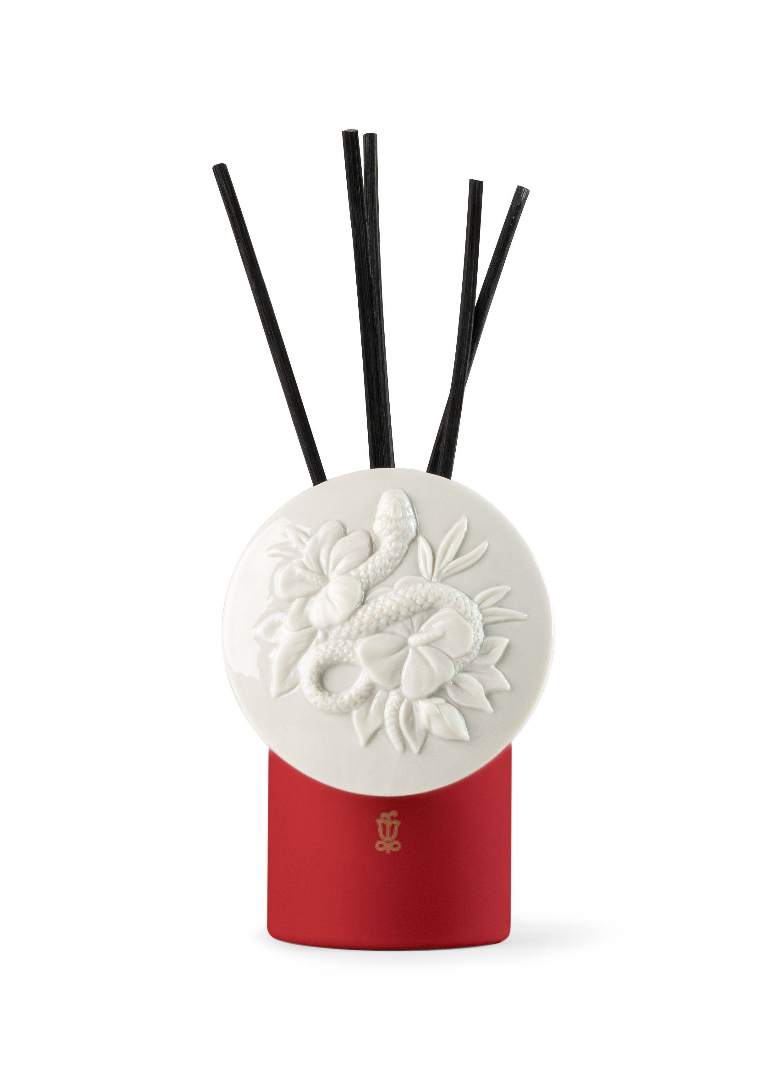 Lladró - Wholesale Reed Diffuser - Snake perfume diffuser - A Secret Orient0
