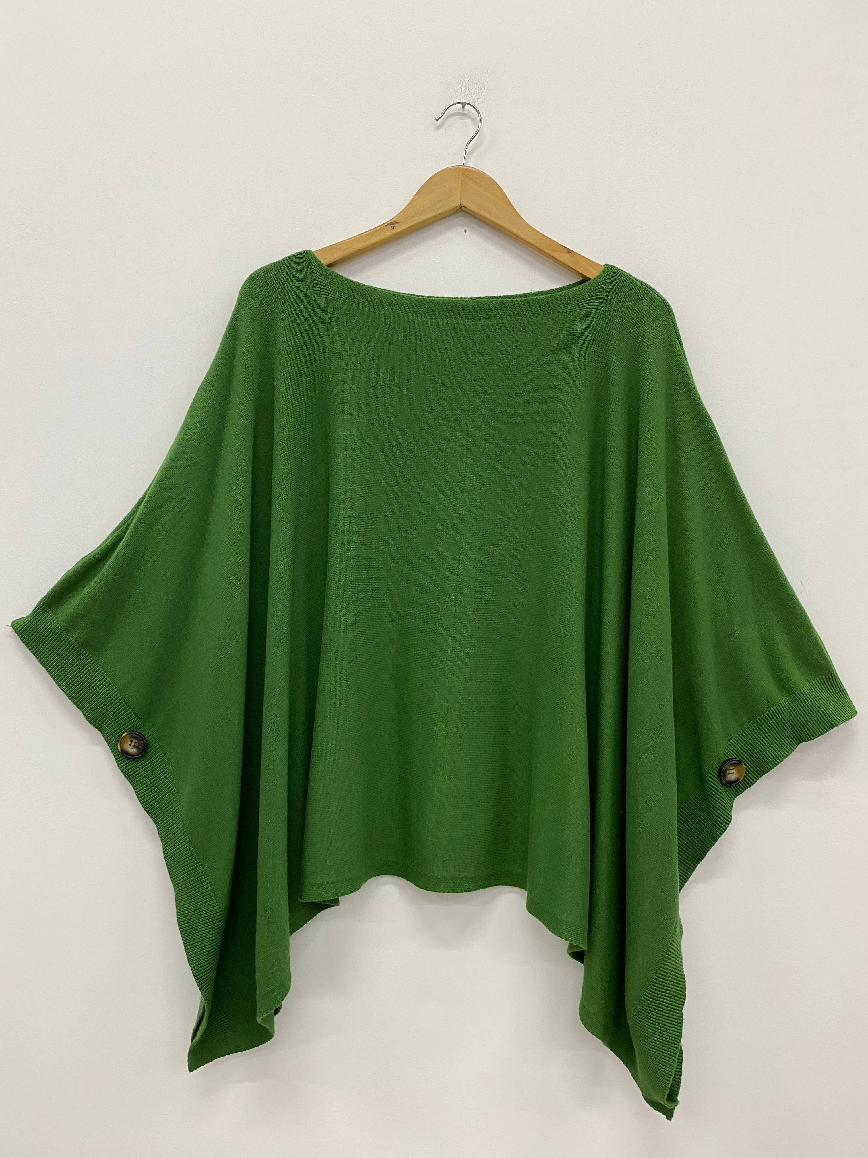 ORNELLA PARIS - Wholesale Poncho - Women's - LEL-P22269 cashmere poncho18