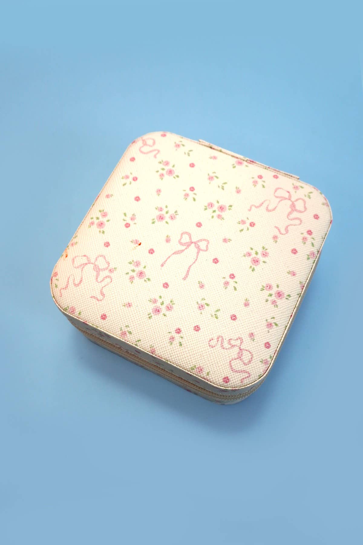 JOSSLYN by wall to wall - Vente Boîte/rangement à bijoux - BOÎTE DE VOYAGE ORGANISATEUR DE BIJOUX CONÇUE | 40P5520