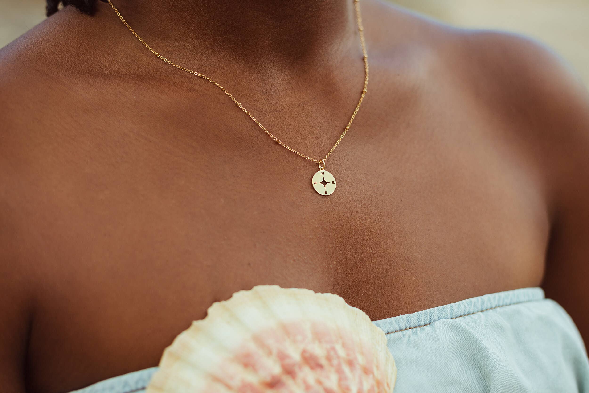 Annabelle Hardie - Vente Colliers à pendentif - Collier El Camino (or 18 carats)1