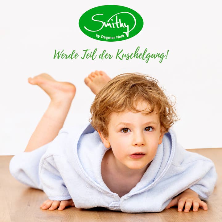 Smithy by Dagmar Nelk – Engroshandel Håndklæde med hætte - Børn og baby – Badeponcho Laster i premium bomuld, blå7