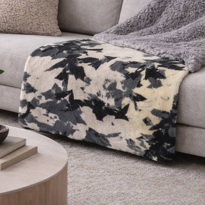The Shatter - Sherpa Blanket for wholesale by softcore interiors