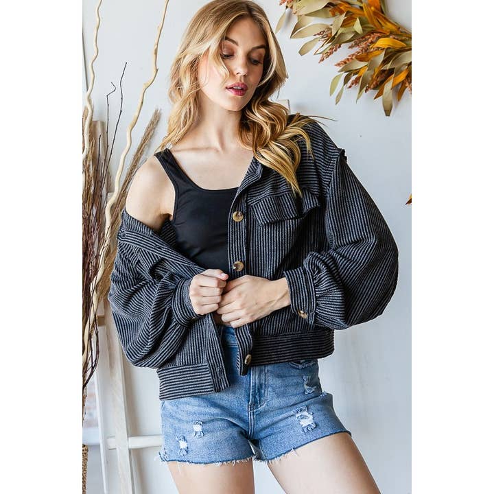 Reborn J - Vendita all'ingrosso Giacca a camicia - Donna - GIACCA CORTA CON BOTTONI E TASCA11