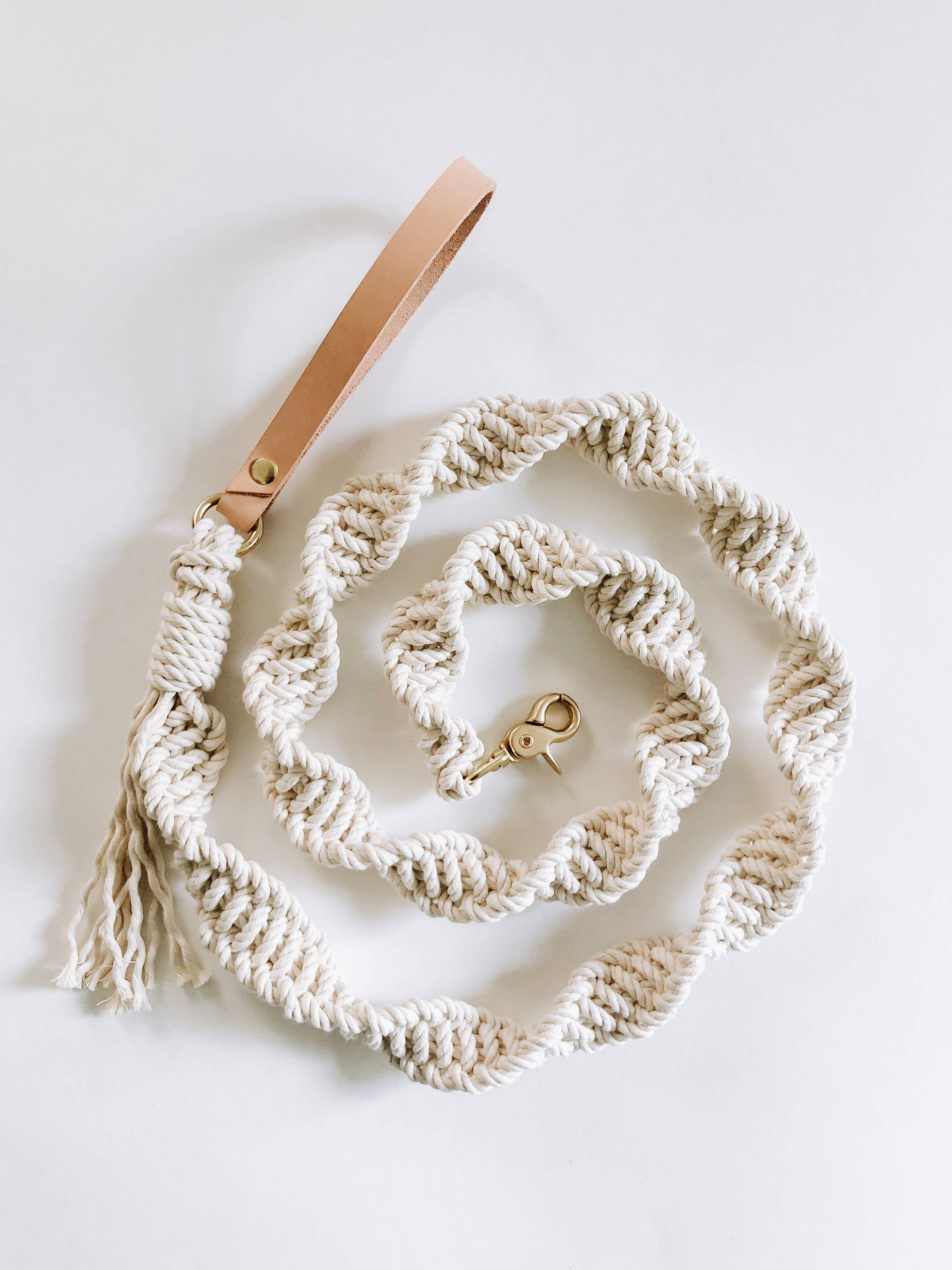 EMBER & IVORY - Wholesale Pet Leash - Dog - Macrame Dog Leash w/ Leather Handle - Natural Ivory Rope7