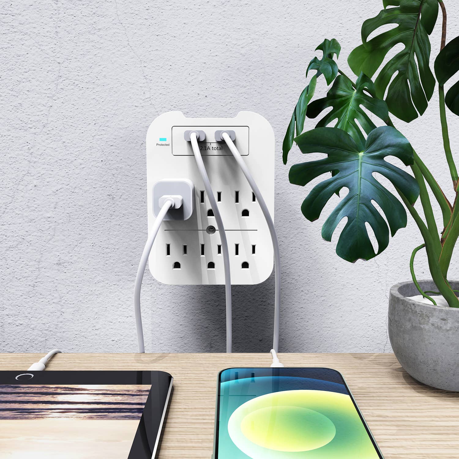 LAX Gadgets - Wholesale Portable Charger - Charge Surge Protector, 6 Outlets/2 USB Ports - Retail Pack24