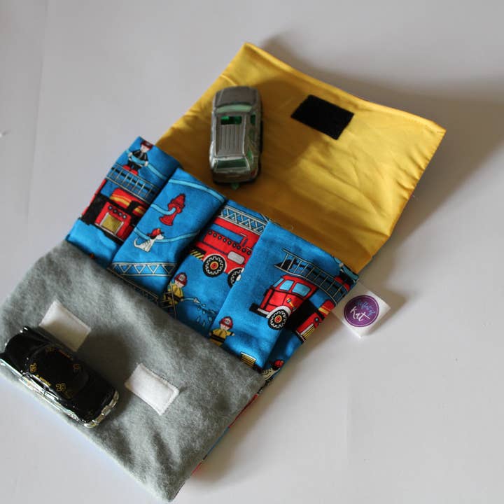 The Flat Of Kat - Wholesale Toy Car/Truck - Kids - Toy Car carrier wallet6