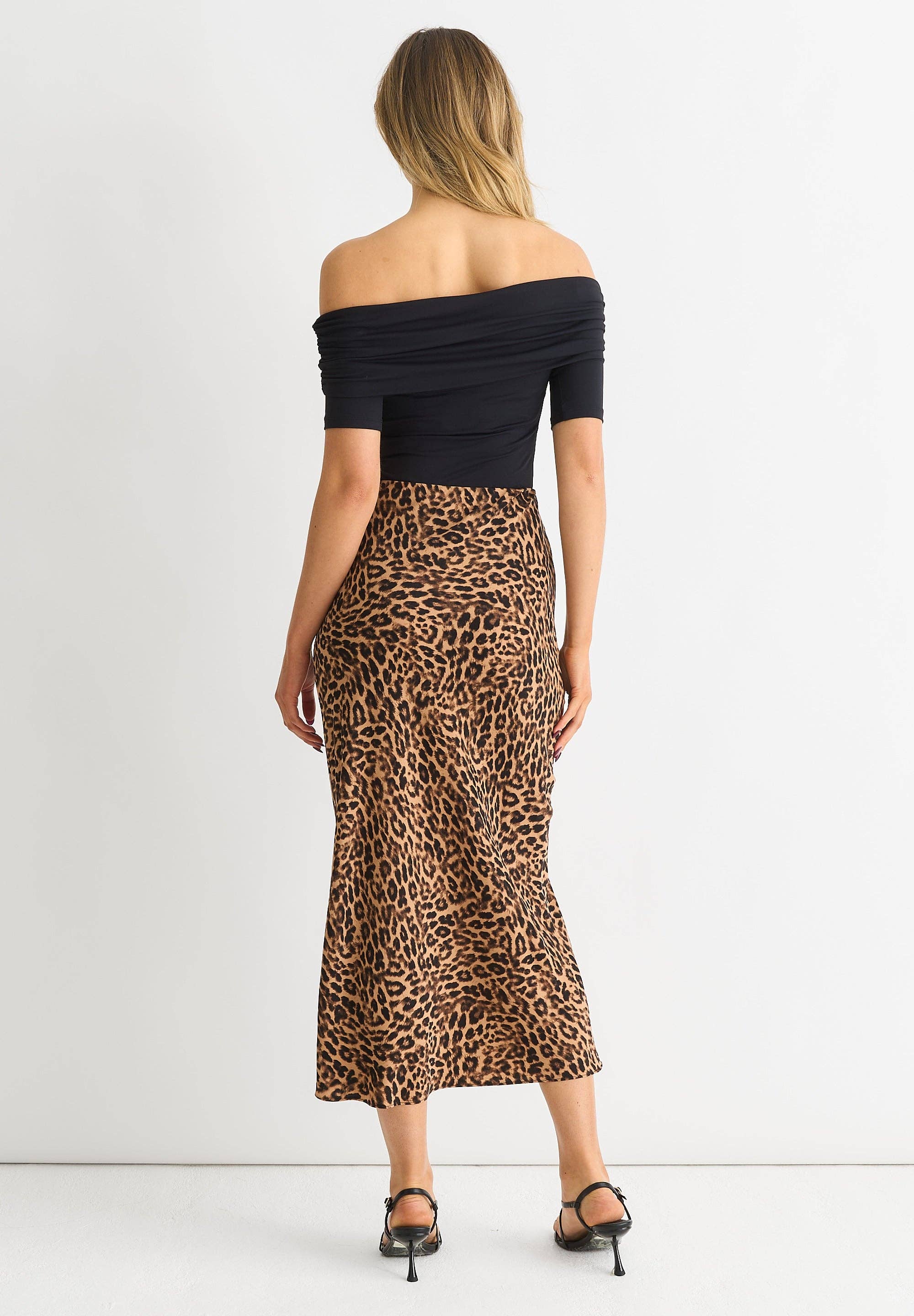 GINI LONDON – wholesale Skirt – Women’s – Brown Animal Print Midi Skirt1