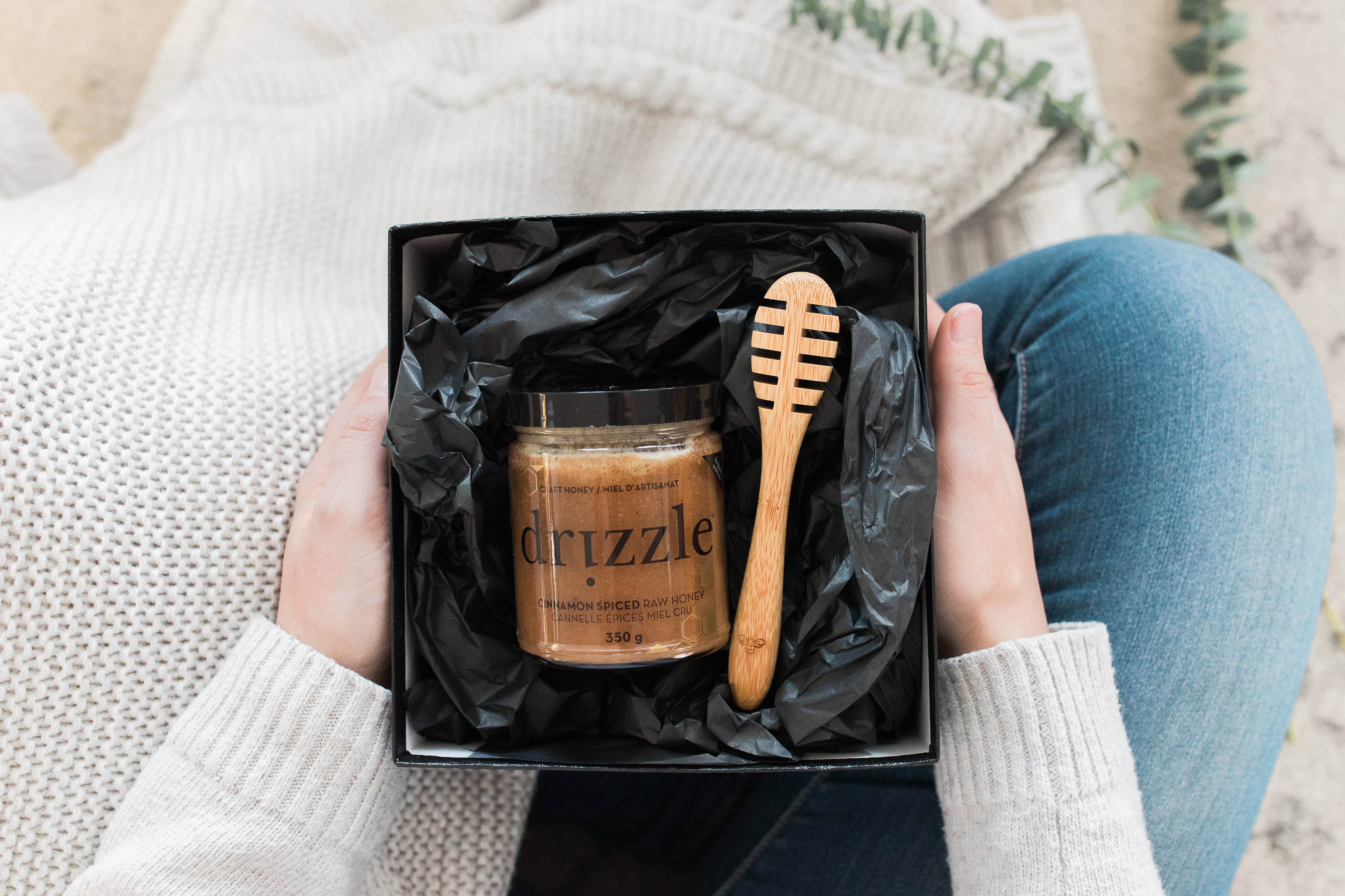 Drizzle Honey - Wholesale Honey - Cinnamon Spiced Craft Honey – 350 g (12 oz)5