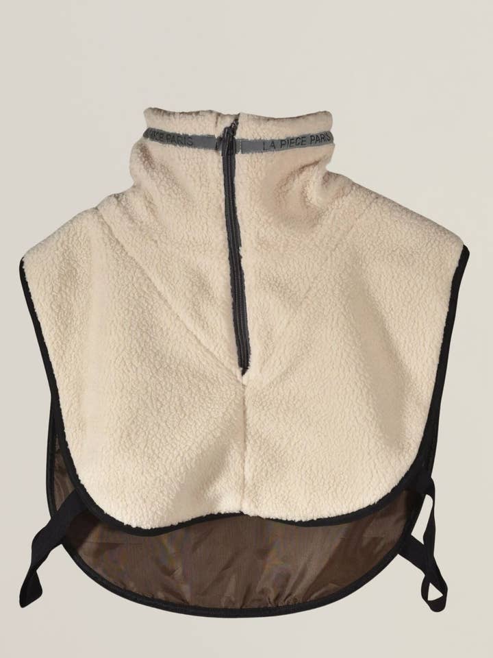 Fårskinnsbröstplatta ANGEL II för wholesale av La Pièce Paris