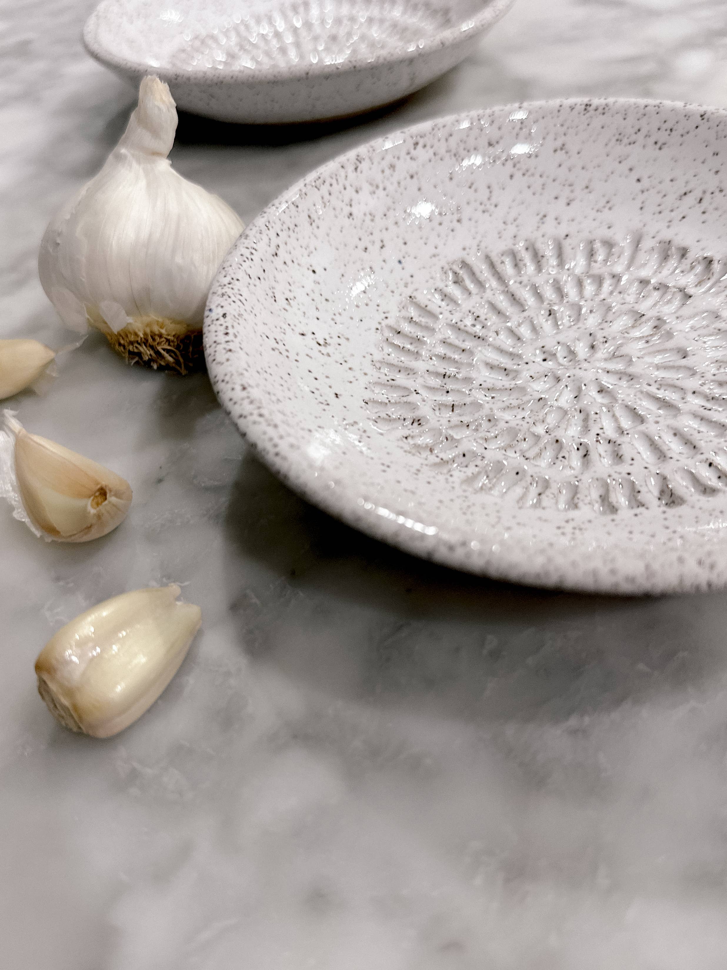 JordanBCeramics - Wholesale Kitchen Tool/Gadget - Ceramic Garlic Grater 1