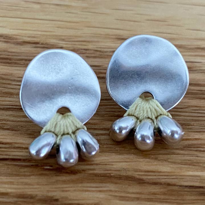 Vollmond-Ohrringe für den Großhandel von sobrestórias