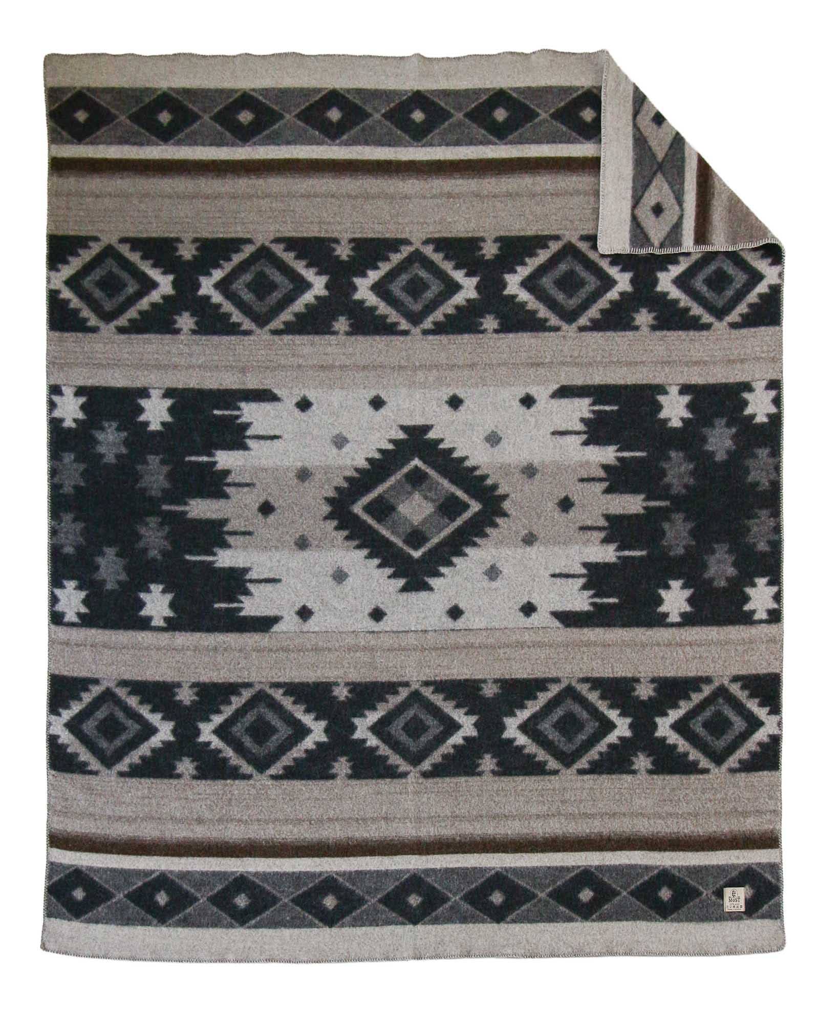 MoST - Wholesale Bedding Blanket - Wool bed Blanket TRIBE - double - beige