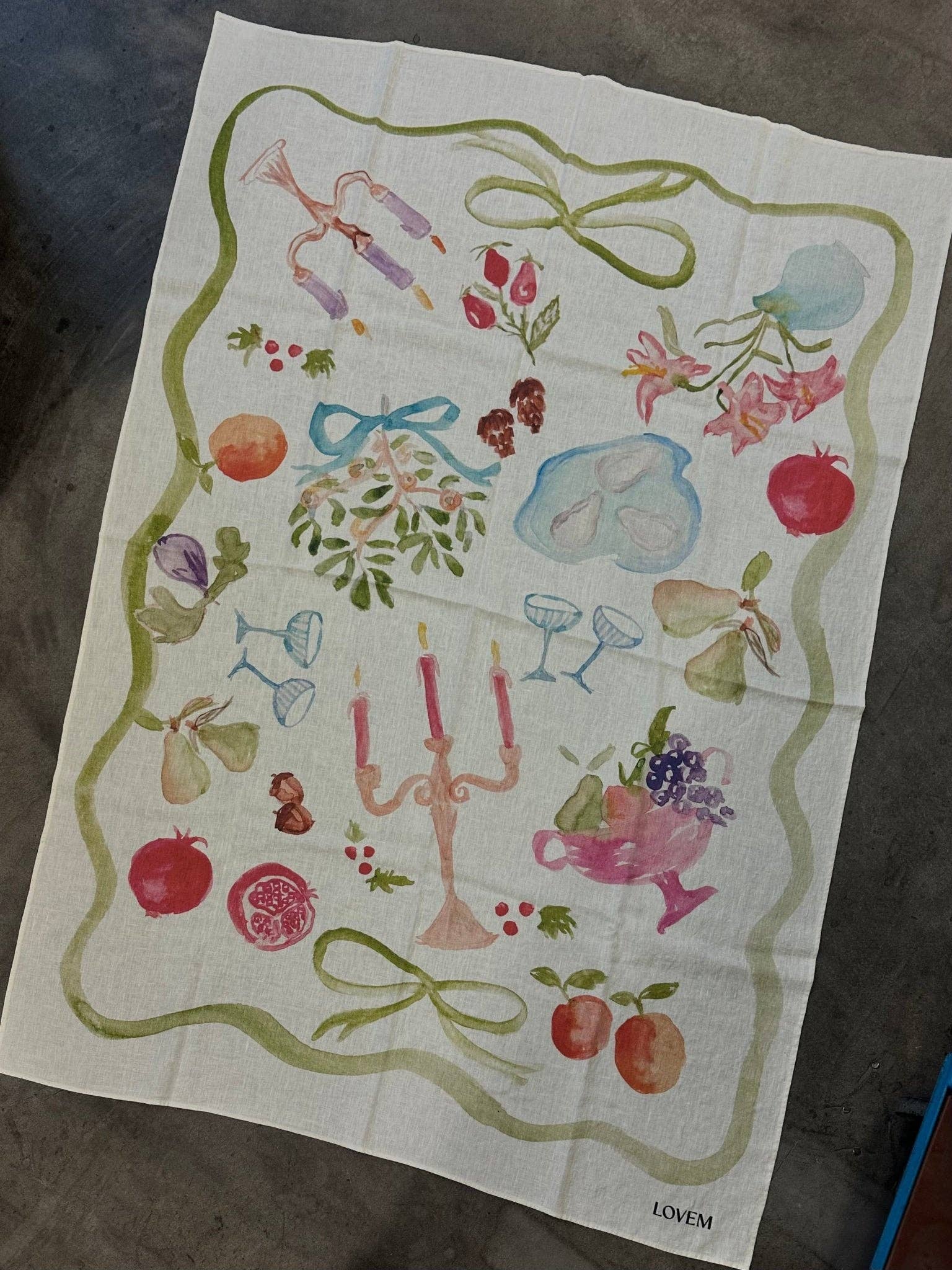 LOVEM - Wholesale Tablecloth - FESTIVE Tablecloth0