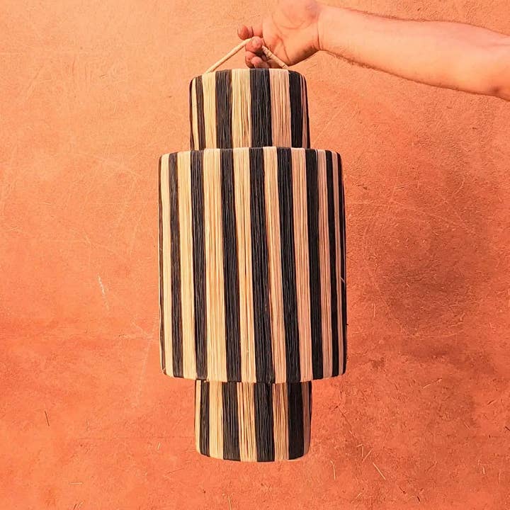 rustikale Hängelampe | Hängelampe 60 cm - Lampenschirm aus Raffia für den Großhandel von libitiishop