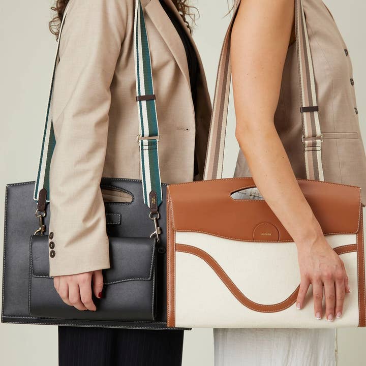 OLEADA - Wholesale Laptop/Tablet Case - Women's - Captain Laptop Sleeve: With Built In Stand & Removable Pouch14