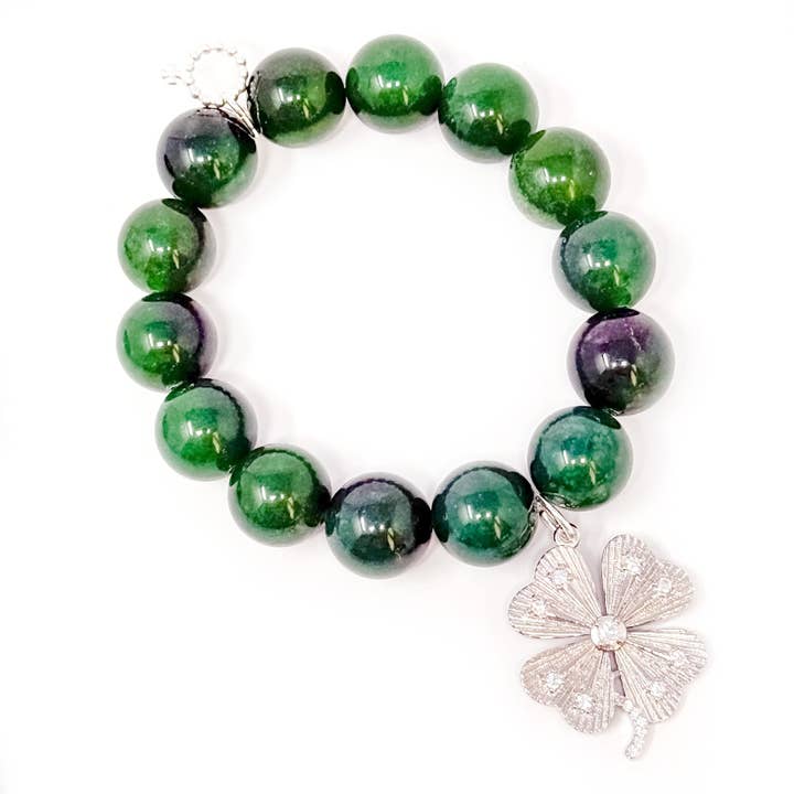 Kellygroene agaat met grote zilveren kristallen klaver voor wholesale door PowerBeads by jen