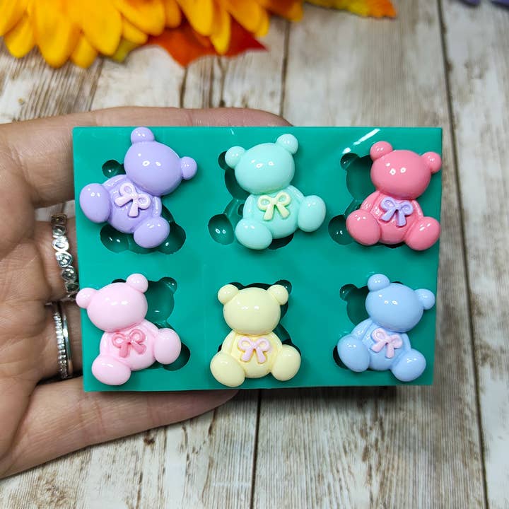 Teddy Bear Bow Mold 6pcs 2cm in silicone for resin and plaster for wholesale by Serena Creazione di Serena Stampone