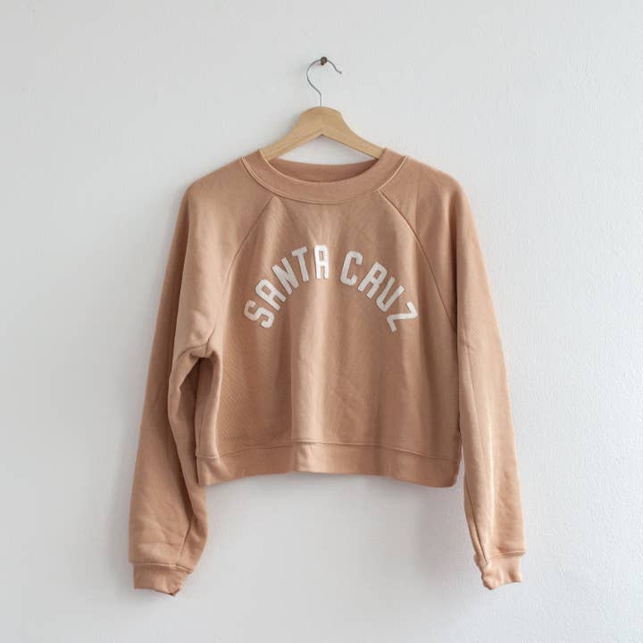 Magill - Wholesale Graphic Sweatshirt - Women's - Custom Stitched Letter Cropped Sweatshirt