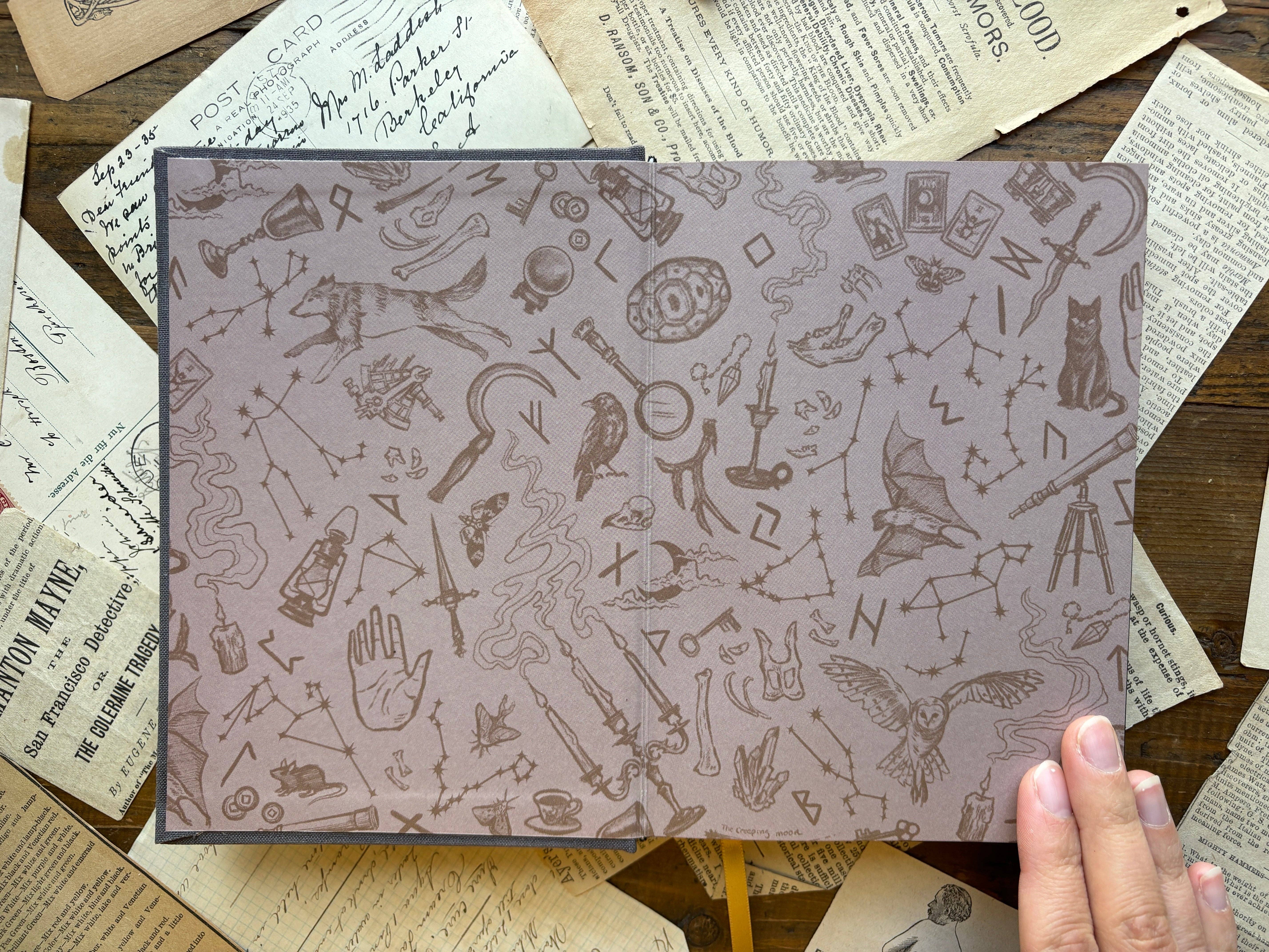 The Creeping Moon – wholesale Notebook – The Oracle - B6 black paper notebook, 150 gsm1