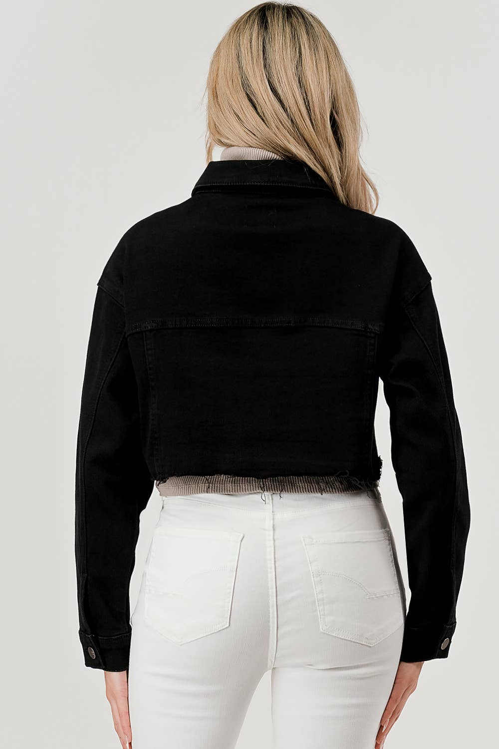 I&M JEAN, INC. - Wholesale Denim Jacket - Women's - M7190J - Cropped Denim Jacket7