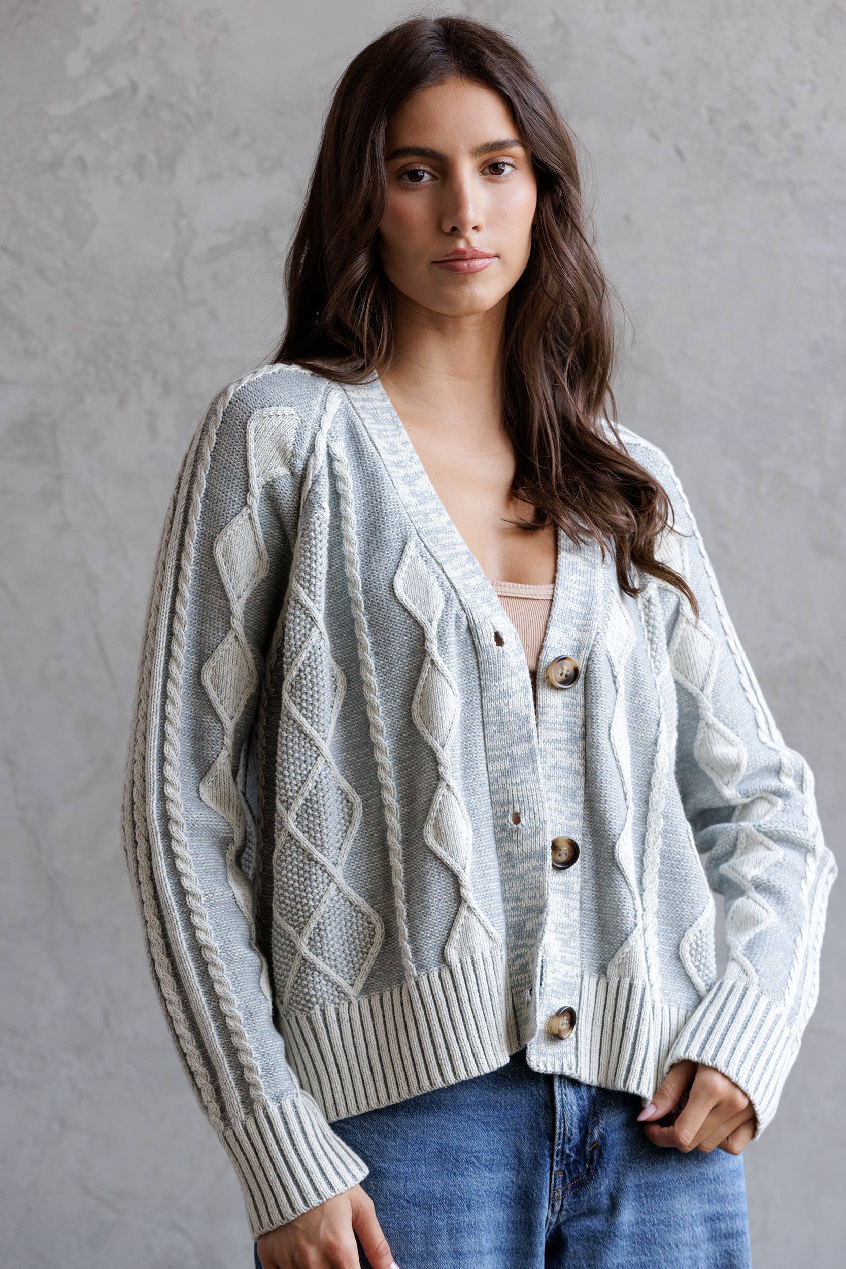 STORIA - Vente Cardigan – femme - JT7252-GILET À BOUTONS EN MAILLE CÂBLÉE9