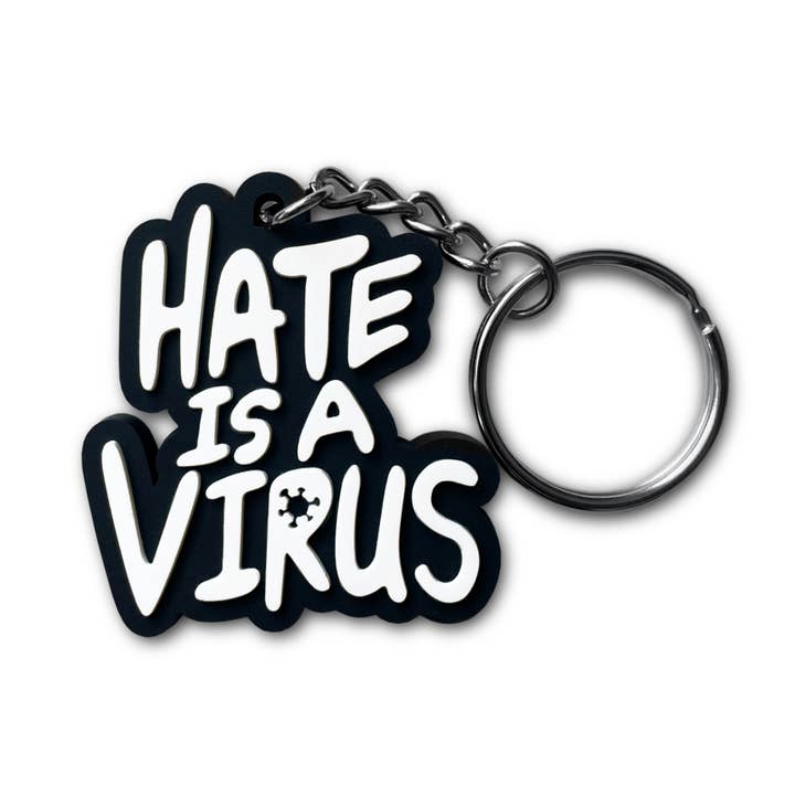 On Point Pins – Großhandel Schlüsselanhänger – Unisex – Stop Asian Hate | Hass ist ein Virus Weich-PVC-Schlüsselanhänger Charity1