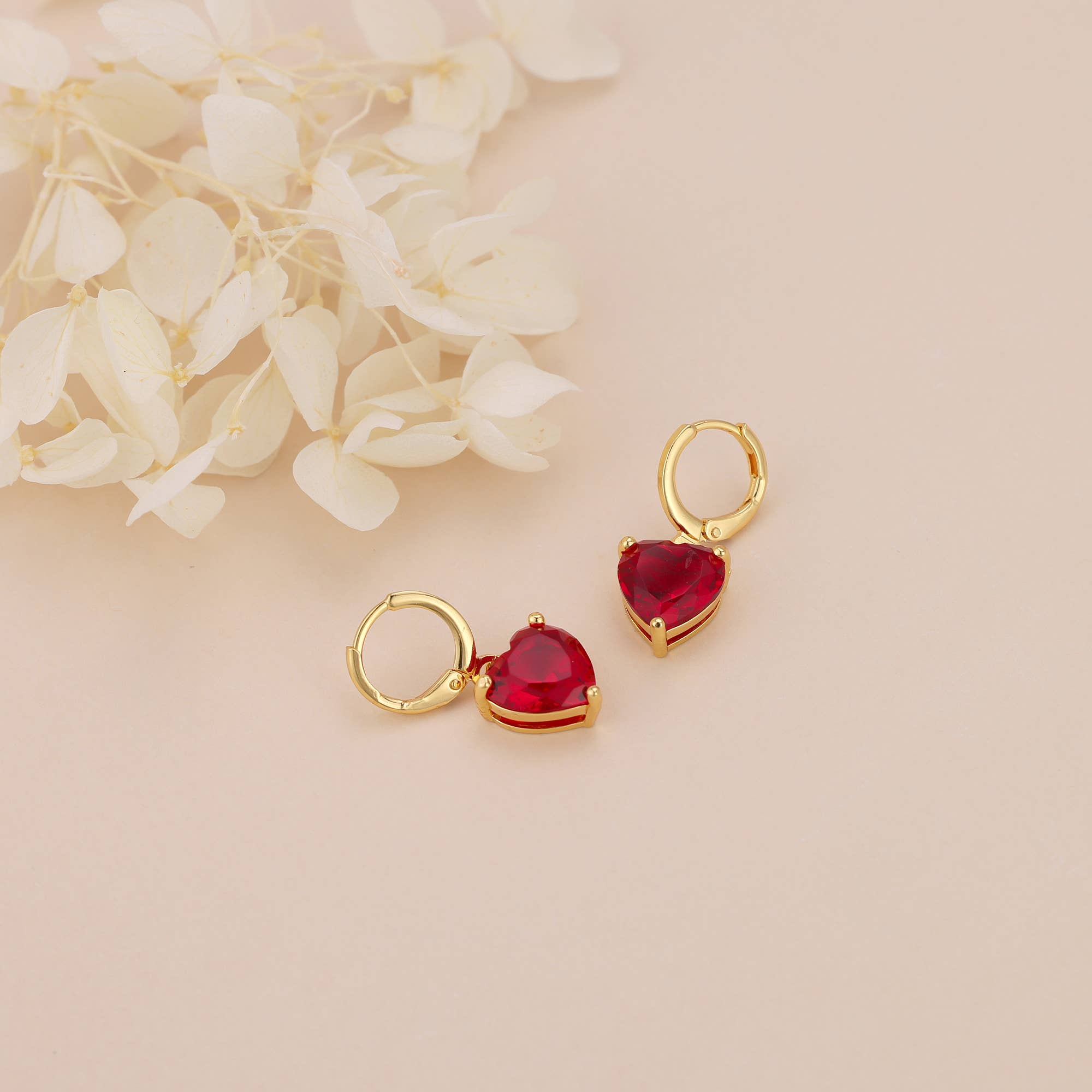 Melange Blanc - Vendita all'ingrosso Orecchini pendenti - Orecchini a cuore rosso E149, cerchi a cuore, orecchini pendenti a cuore6