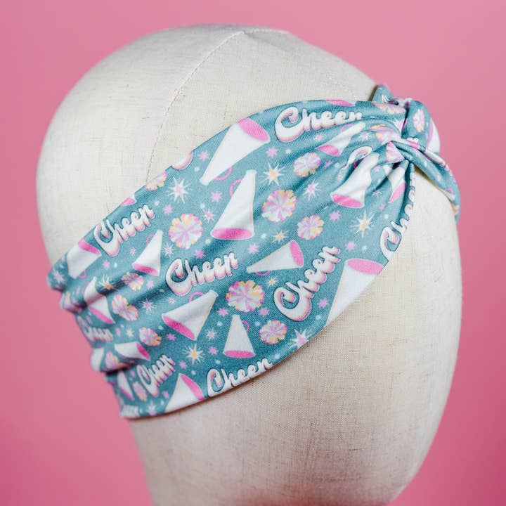 Bandeau Torsadé Cheer pour la vente par Hen’s Bow Co