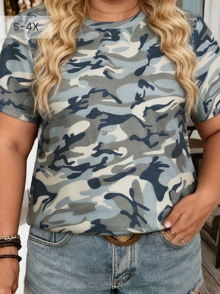 Maglietta a Girocollo con Stampa Mimetica (S-4X) per la vendita all'ingrosso da parte di 66DISCO