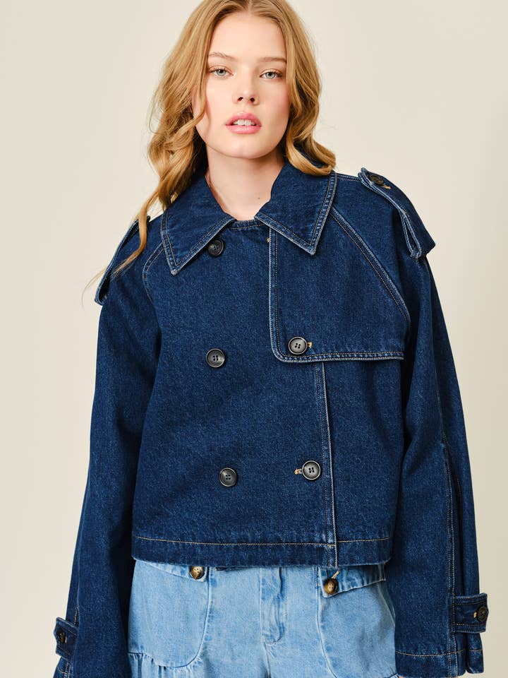 AJJ5581 CASACO DE GANGA ESTILO TRENCH CORTADO COM BOTÕES DUPLOS por atacado de Aaron & Amber