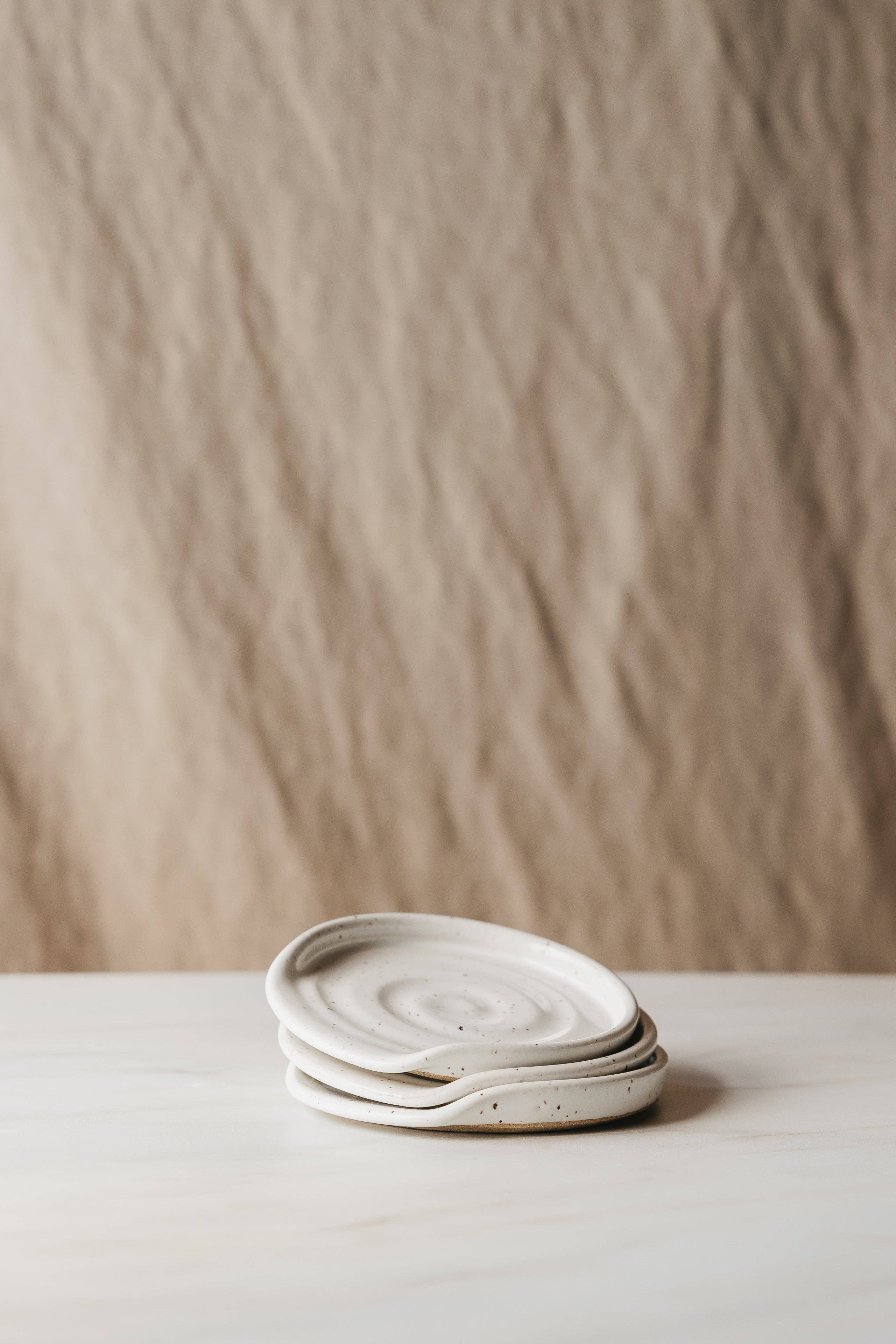 D Pottery - Wholesale Spoon rest - Speckled White Ceramic Spoon Rest