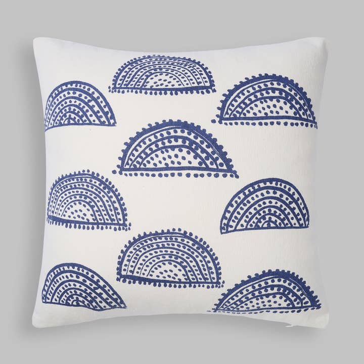 Collezione Meraki 20 pollici. Square Gond Art Inspired Piccolo per la vendita all'ingrosso da parte di NAKI & SSAM INC.