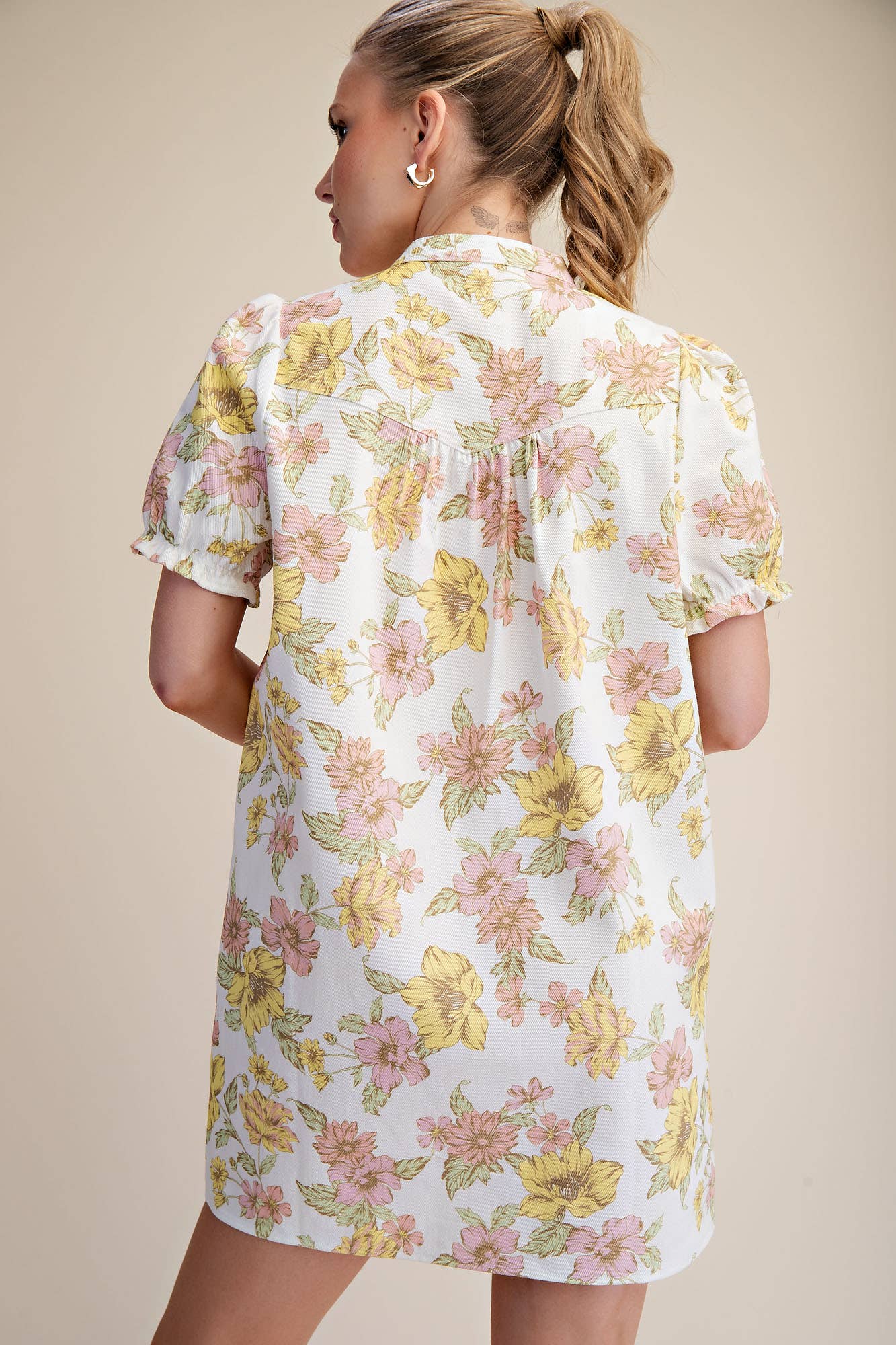 Glam - Wholesale Dress - Women's - Puff-Sleeve Floral Mini Dress3