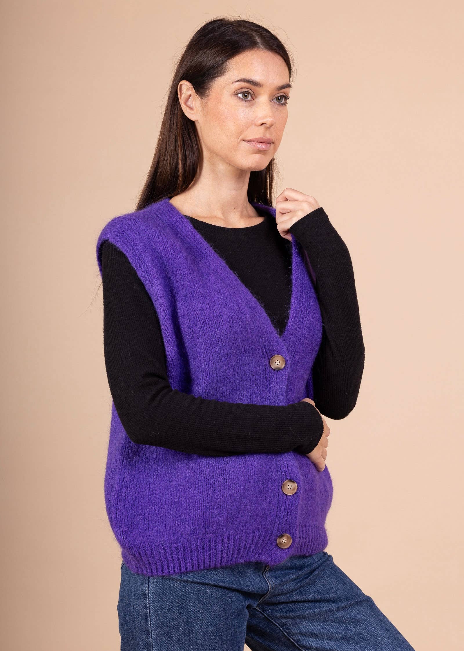 LINEN & COTTON HOUSE - Wholesale Sweater Vest - Women's - Sleeveless sweater with buttons 507145