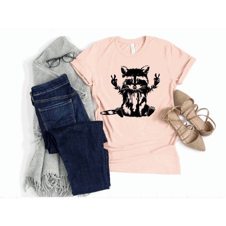 Tron Tron Graphic Wear – wholesale Screen printed t-shirt – Women′s – Peace Loving Raccoon Tee 6