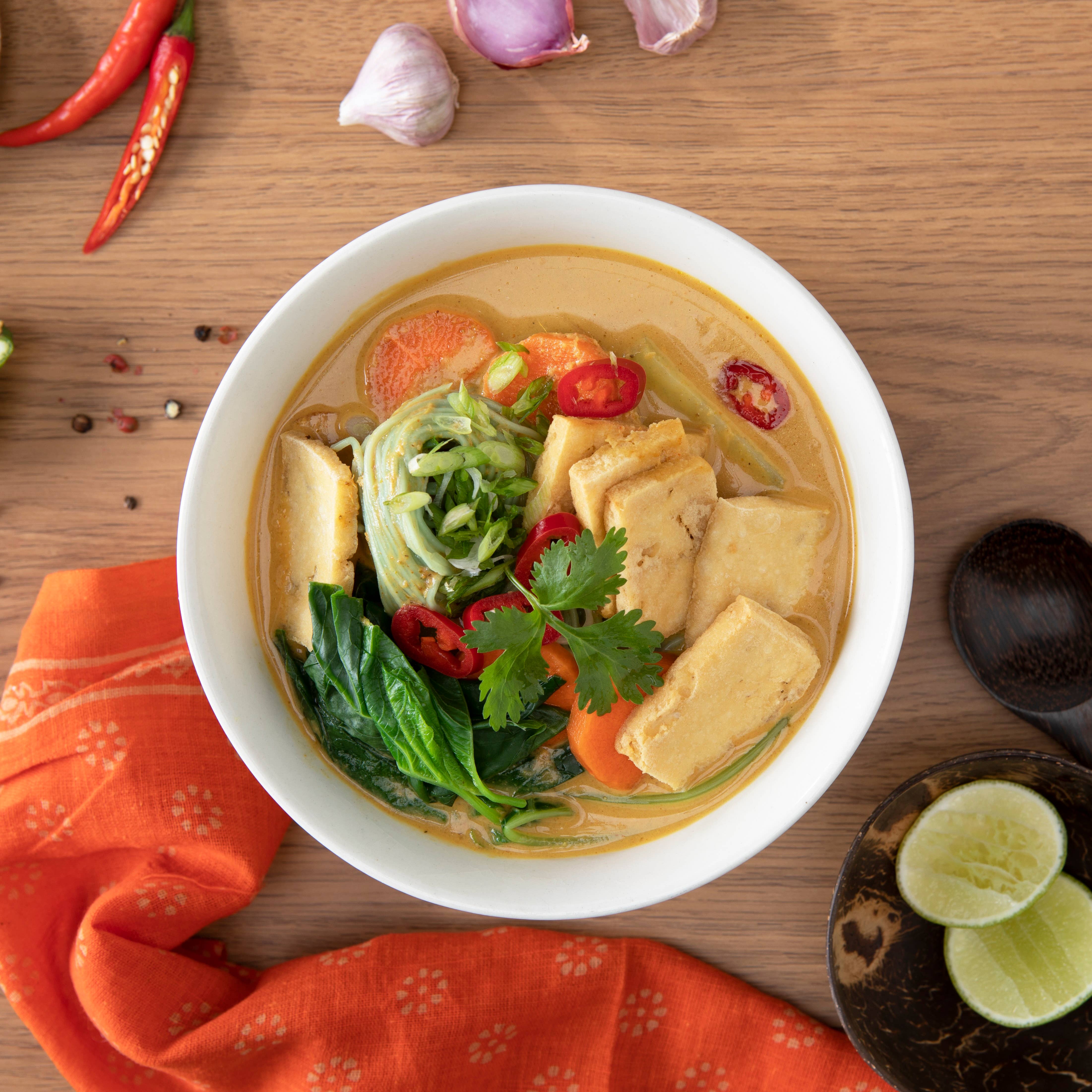 Watcharee's - Wholesale Sauce - Thai Green Curry Sauce1