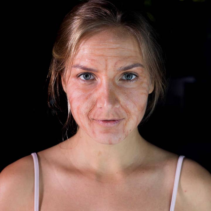 Narrative Cosmetics - Wholesale Face make-up palette - 12 Color Flesh Tone Alcohol Activated Palette12