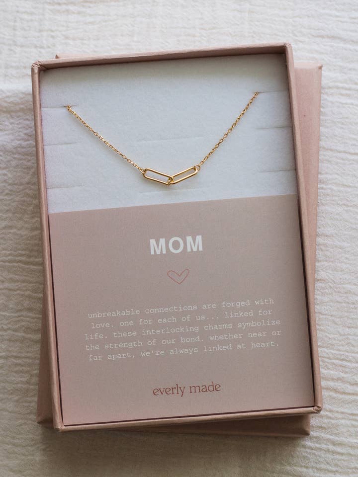 Collana collegata • Mamma per la vendita all'ingrosso da parte di Everly Made